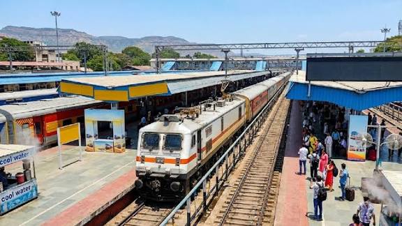 सिंहस्थासाठी पाच रेल्वे स्थानकांचा कायापालट; नाशिक रोडवरील गर्दीचा ताण कमी होणार